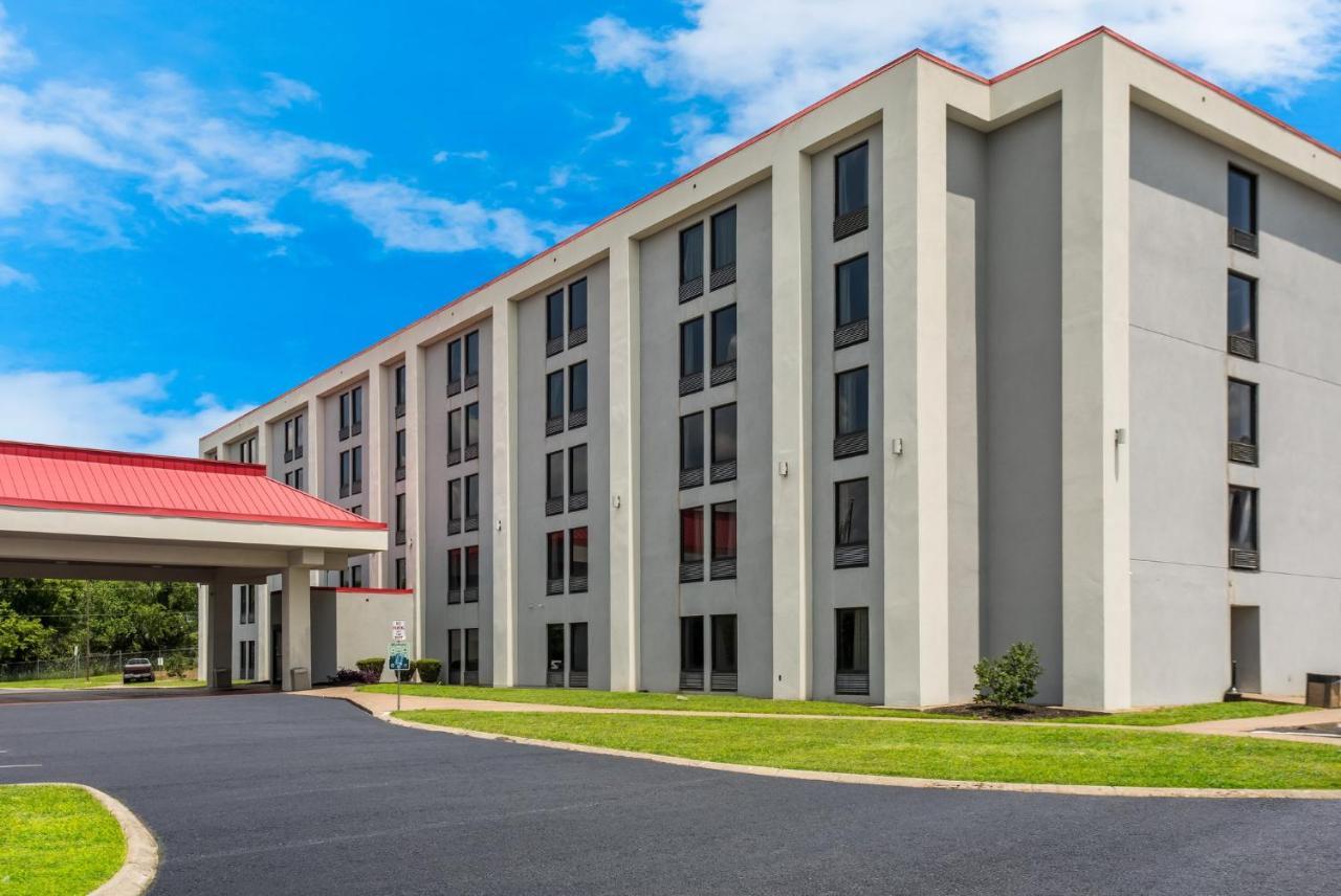 Red Roof Inn Nashville - Music City Экстерьер фото