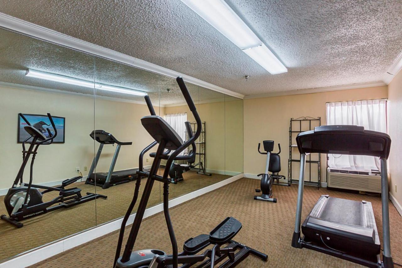 Red Roof Inn Nashville - Music City Экстерьер фото
