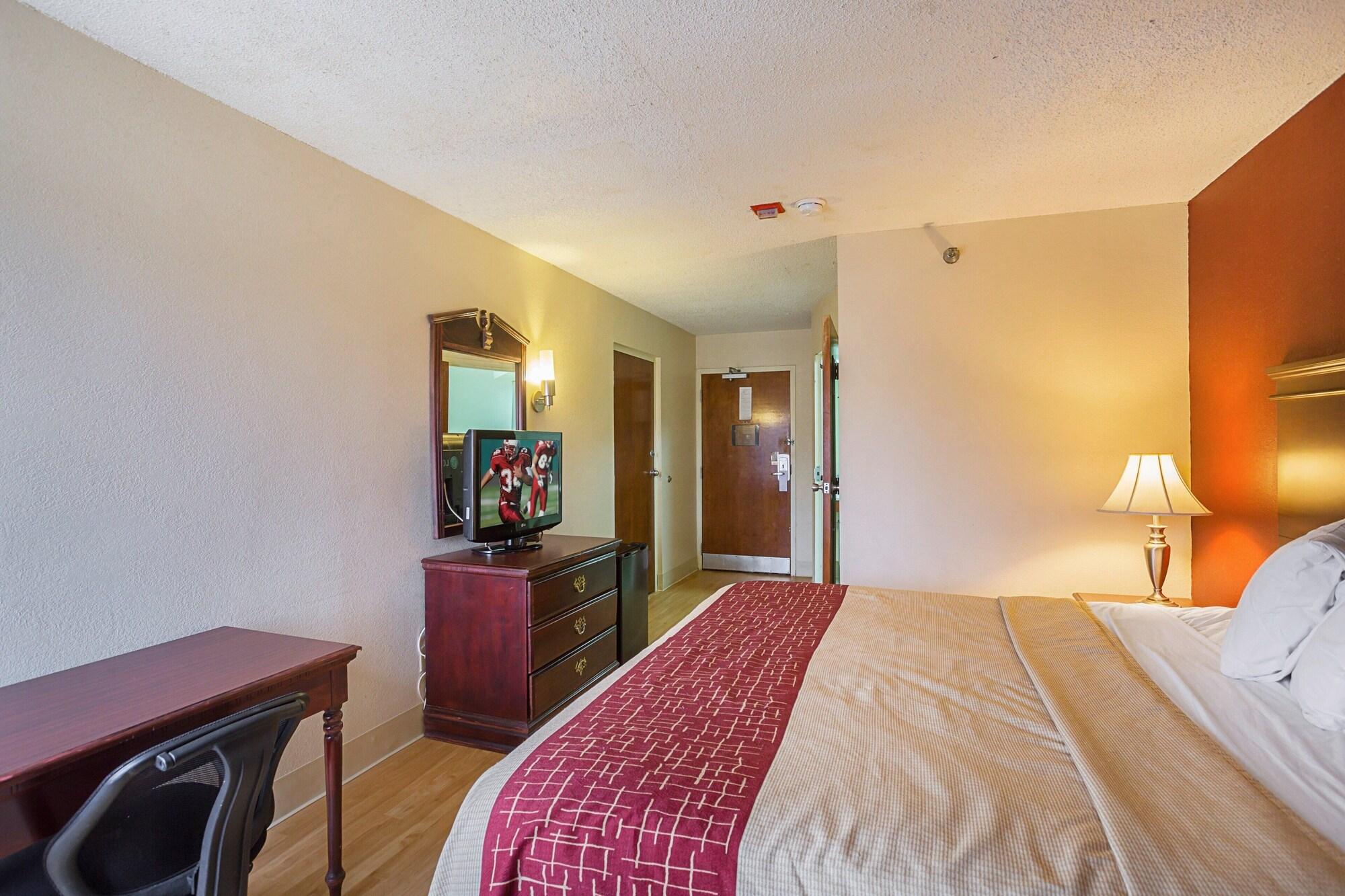 Red Roof Inn Nashville - Music City Экстерьер фото